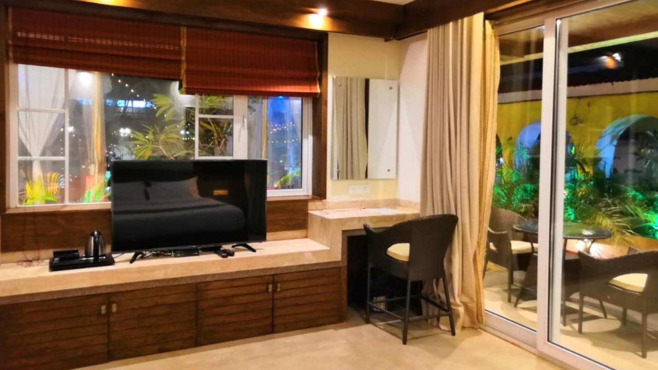Shivers Oasis Luxury Boutique Resort แคนโดลิม ภายนอก รูปภาพ